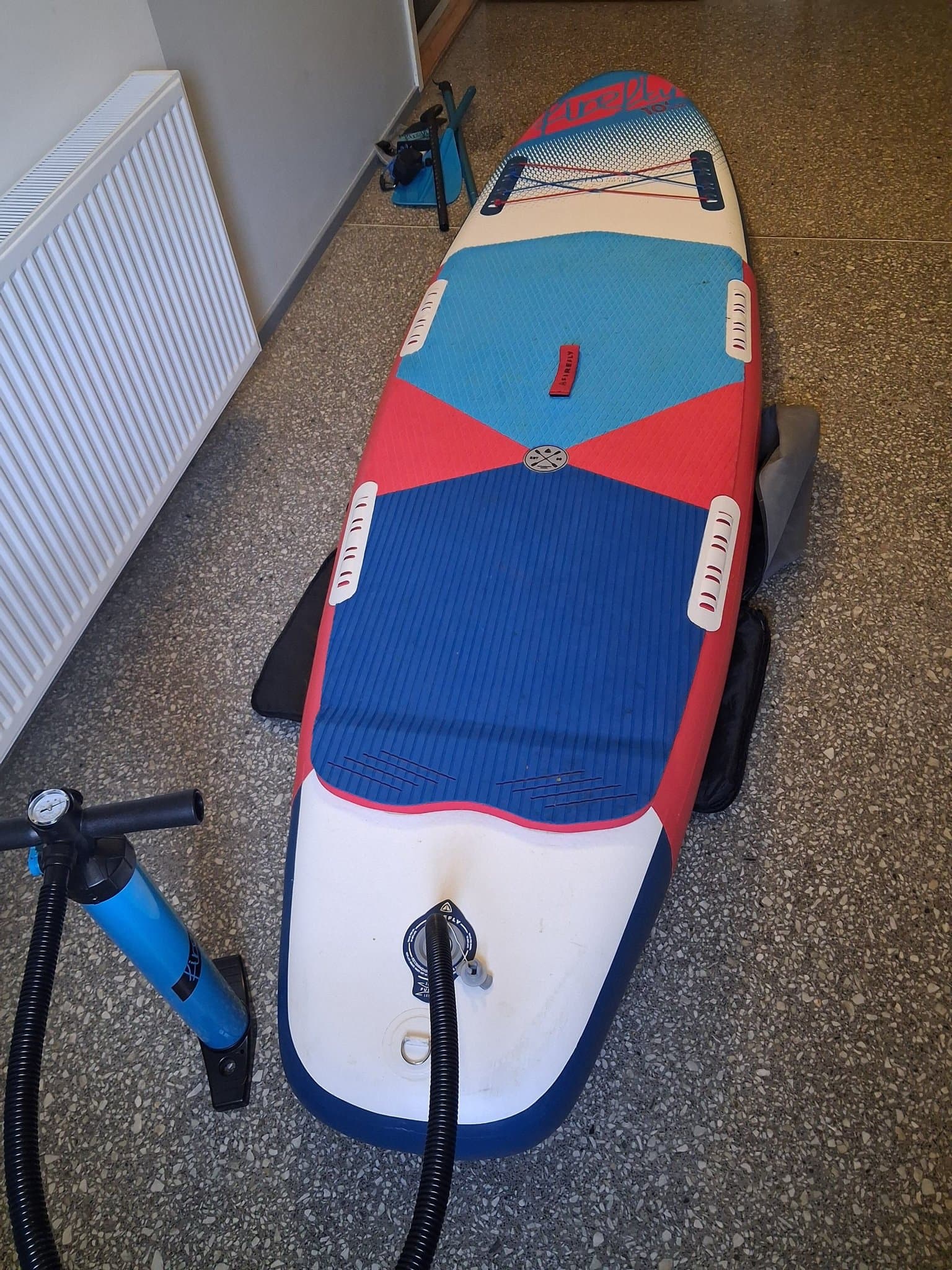 Firefly SUP-bräda iSUP 300 II med paddel och pump