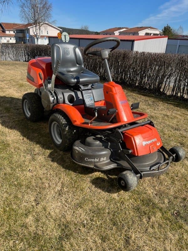 Rider 16C AWD Åkgräsklippare , 4-Hjulsdriven