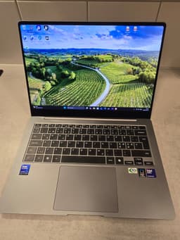 Samsung Galaxy Book5 Pro - 32GB ram