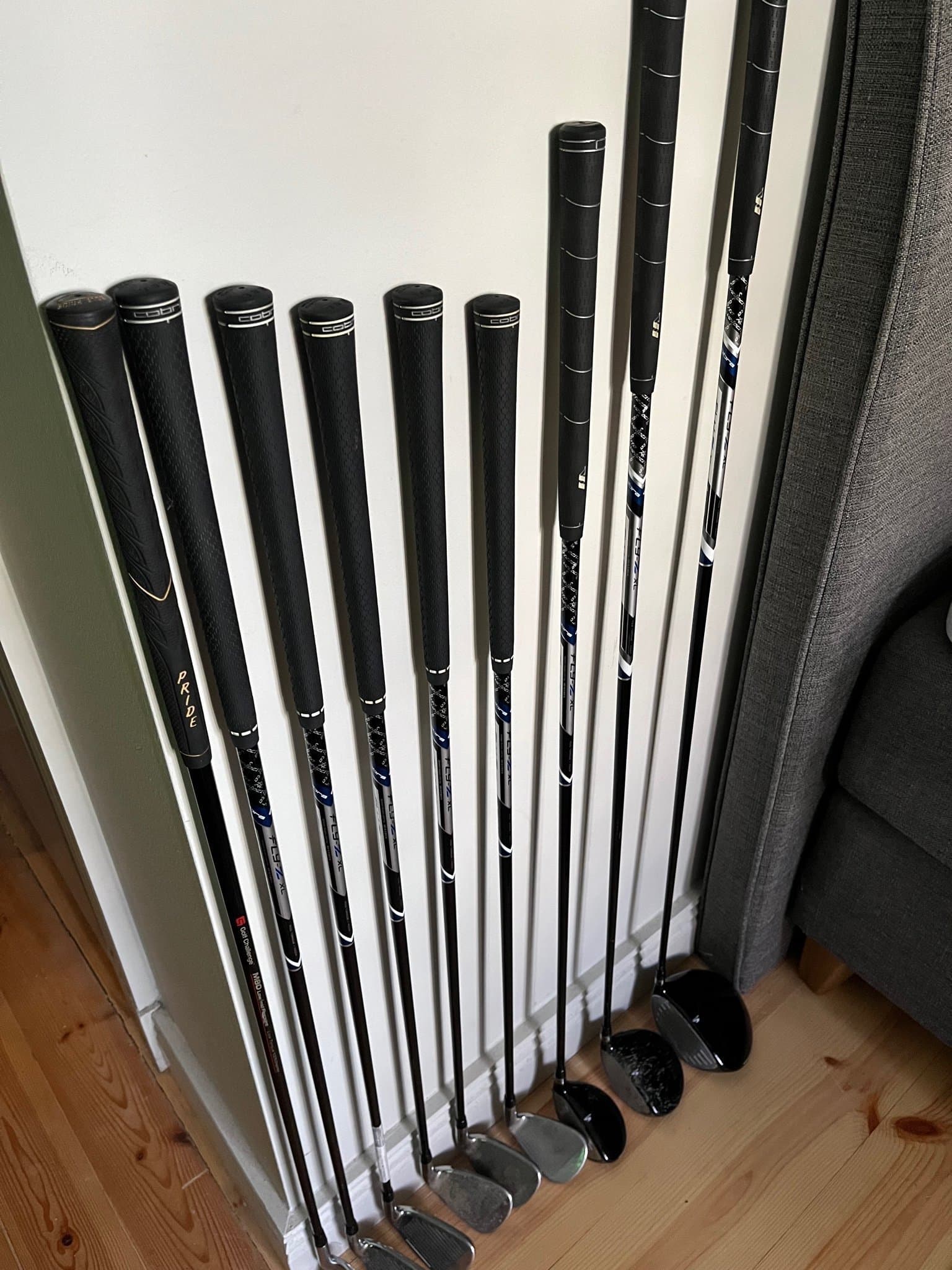 Golfklubbor Cobra Fly-Z XL och Golf Challenge