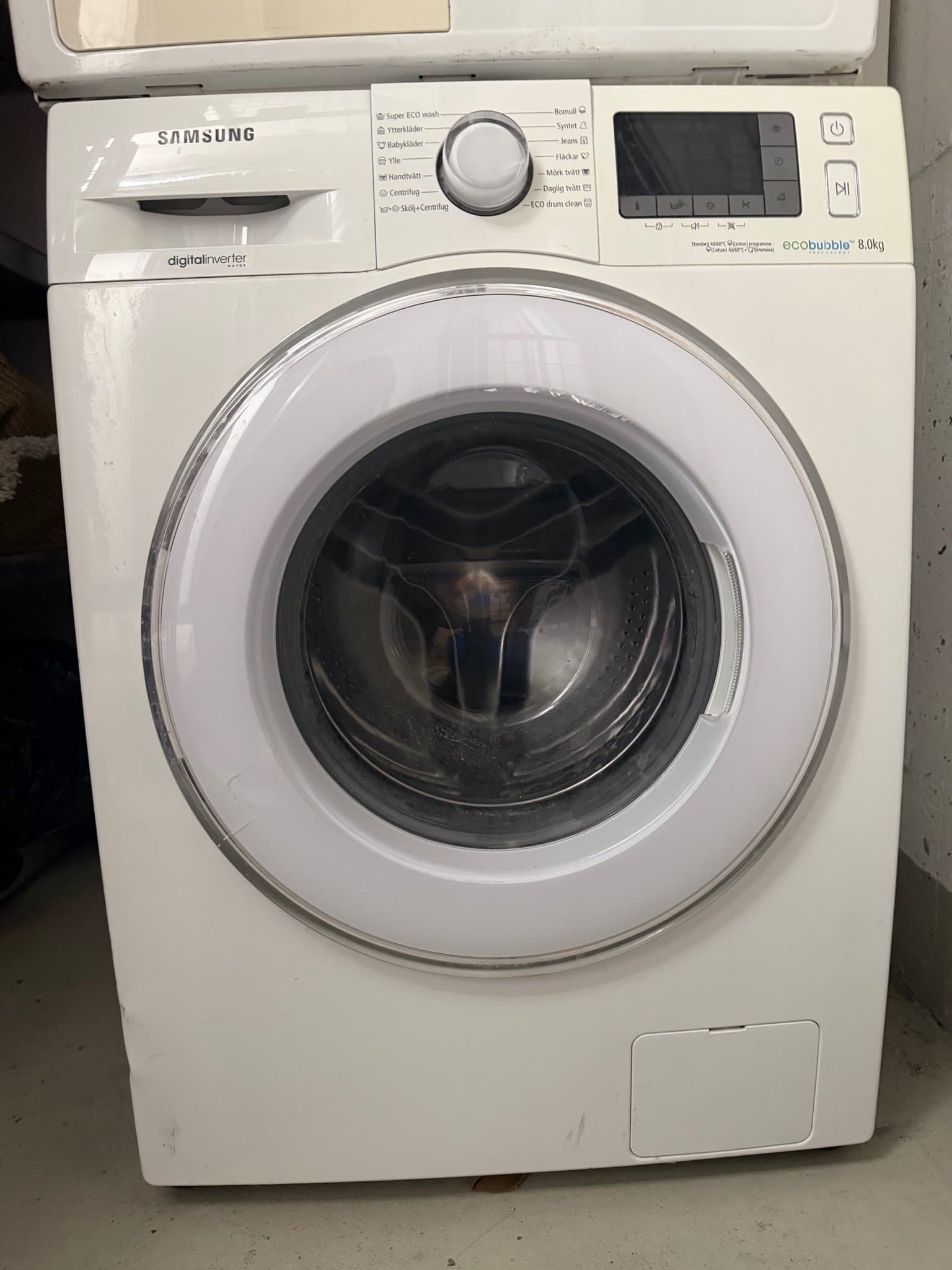 Samsung tvättmaskin + torktumlare – 8 kg – med sockel – mycket fint skick