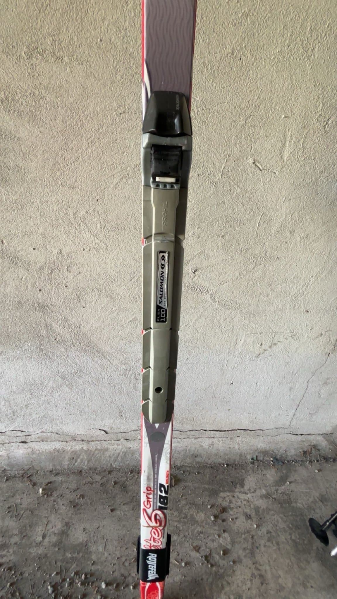 Salomon längdskidor med bindningar