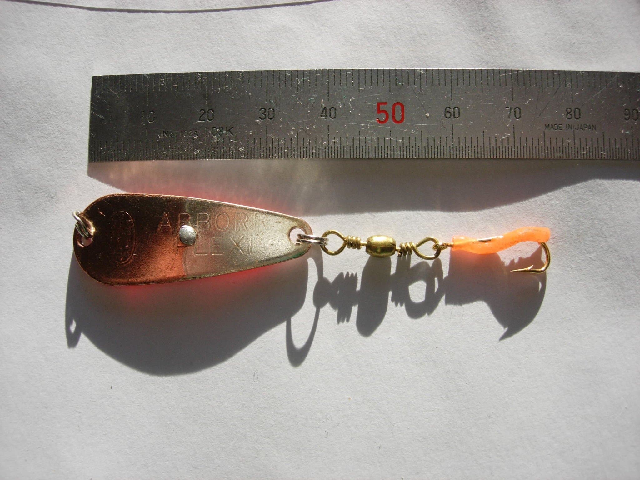 Ny ABBORR - Plexi Lidmans Lommers Sweden vertikalpirk guld/silver ca 7g ca 40mm