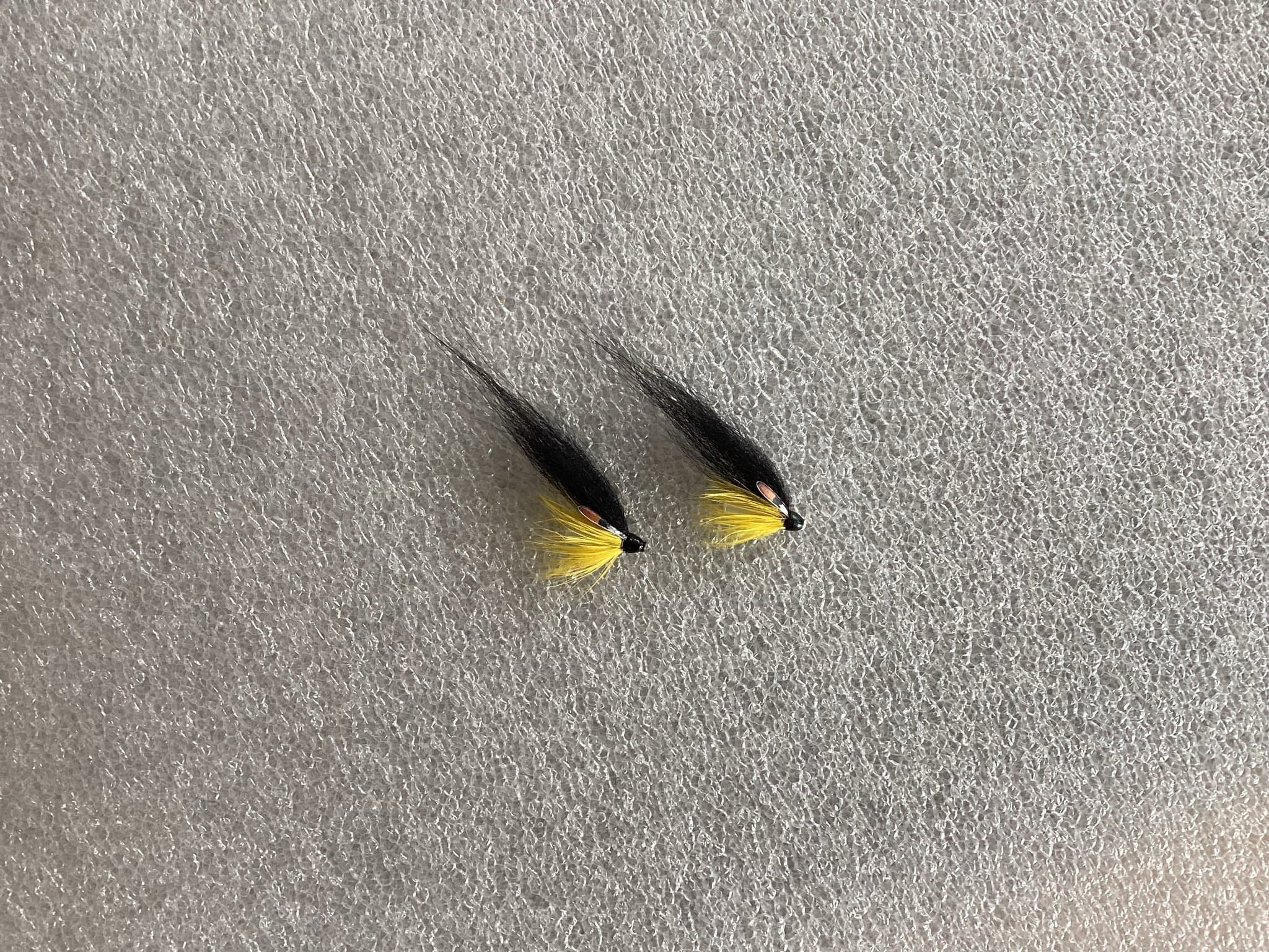 Flugor för fiske - svart och gul