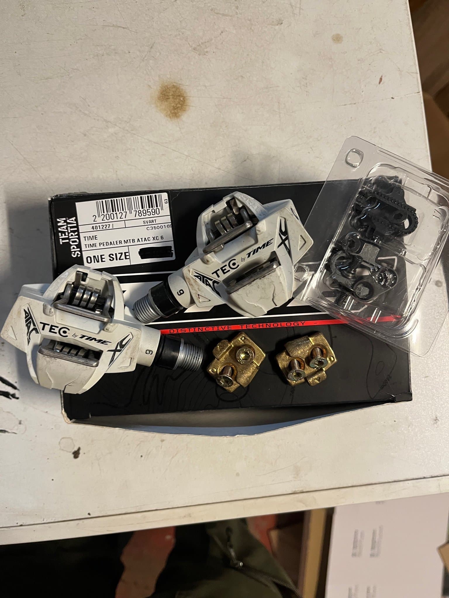 Time ATAC XC 6 Pedaler i nyskick.