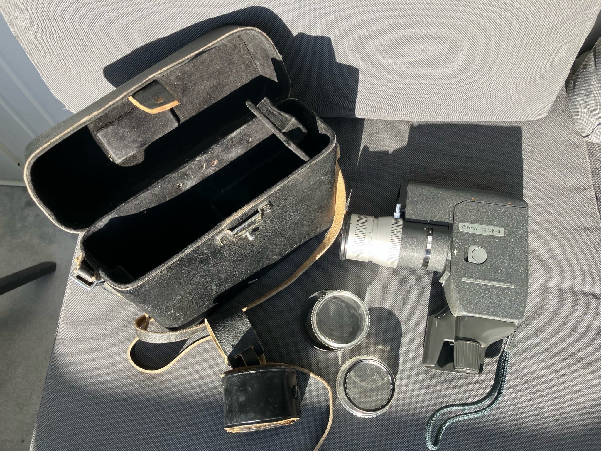 Canon filmkamera C8 Grip i fint skick