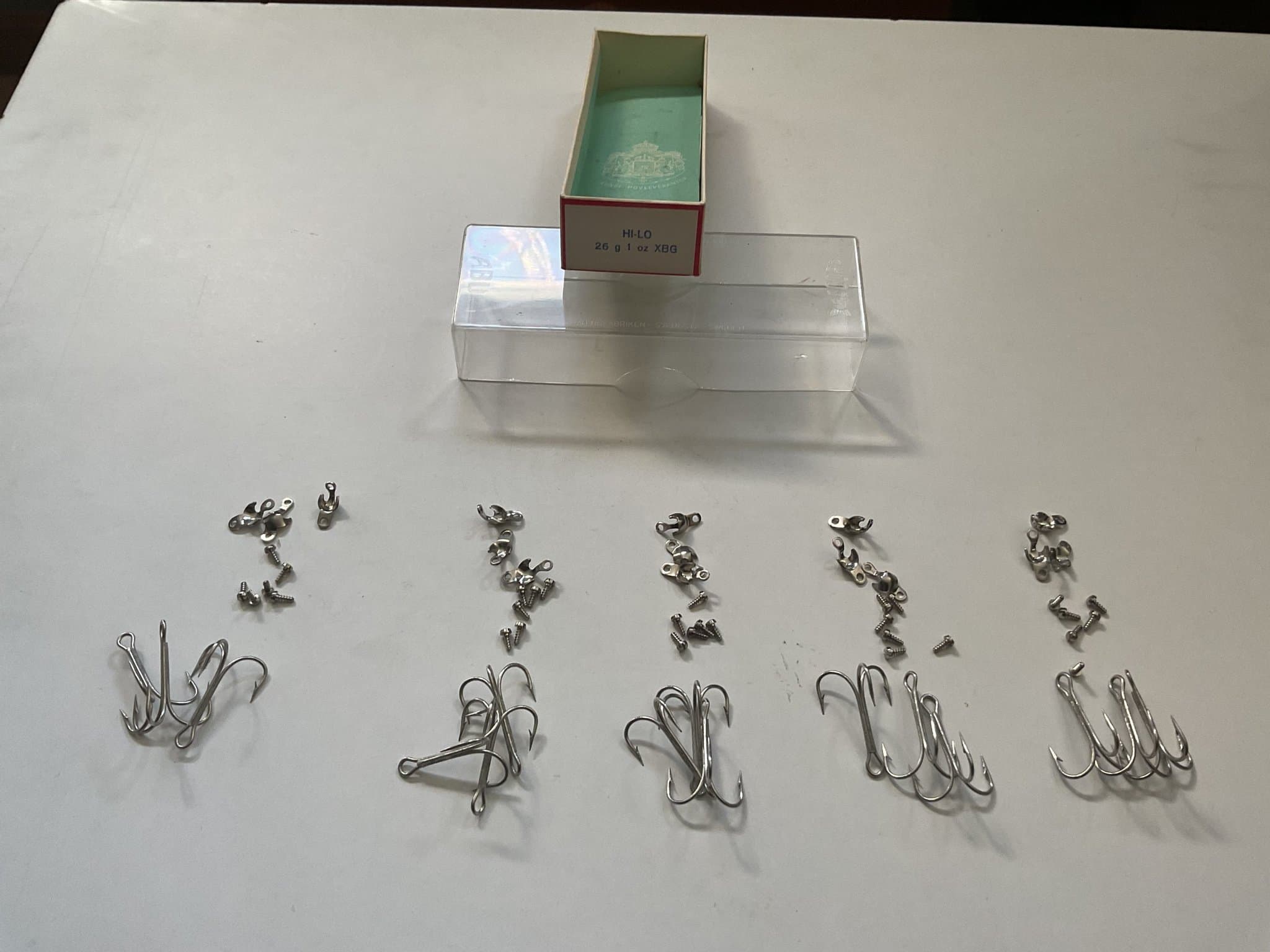 ABU HI-LO 26 g 1 oz XBG tomask med krokuppsättningar.