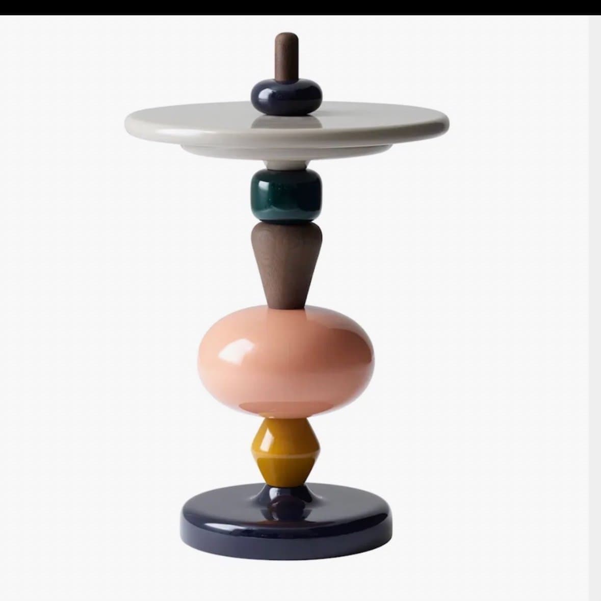 Shuffle MH1 Side Table av Mia Hamborg för &Tradition