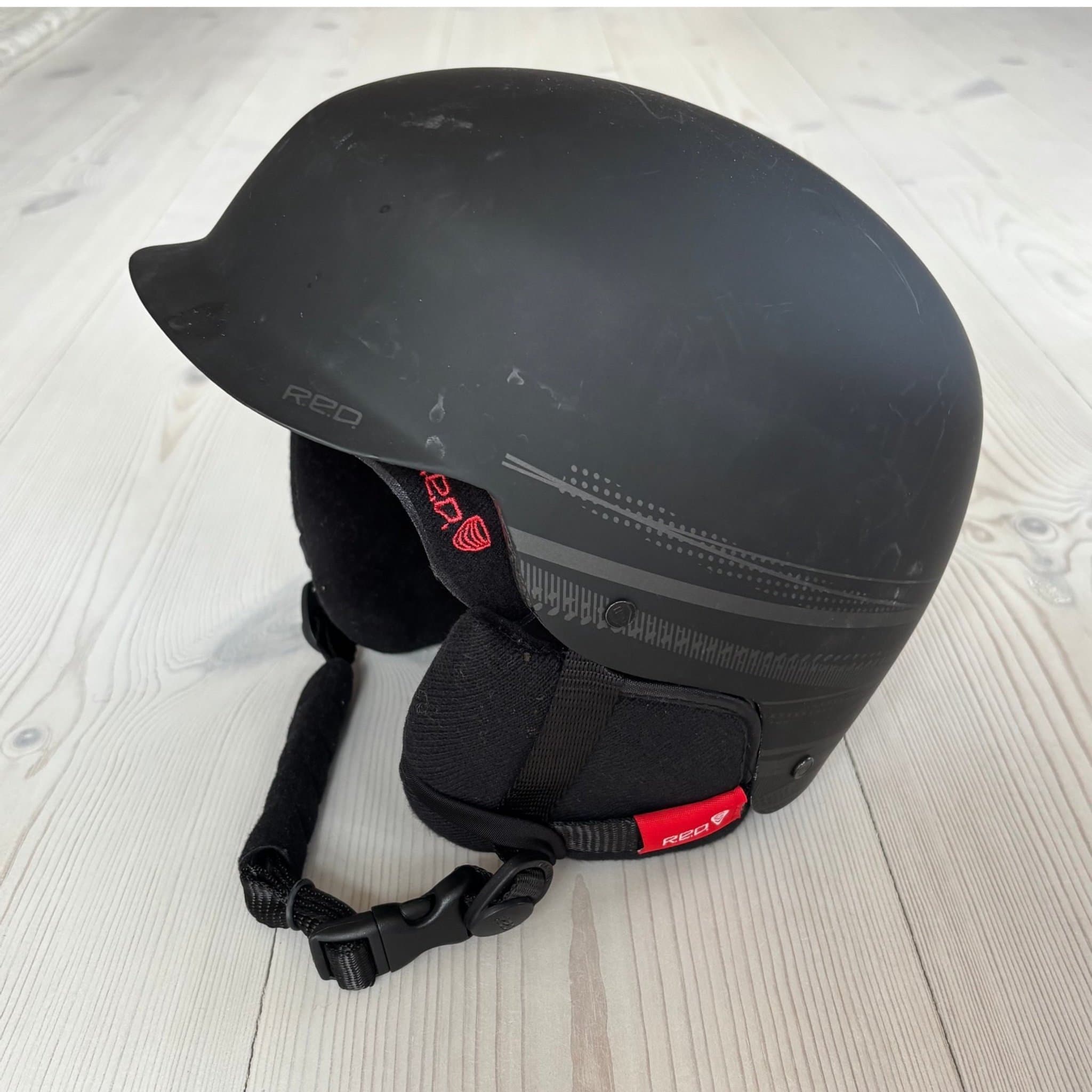 R.E.D. Mutiny Skidhjälm Storlek 57-59 M