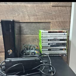 Xbox 360 med 12 spel