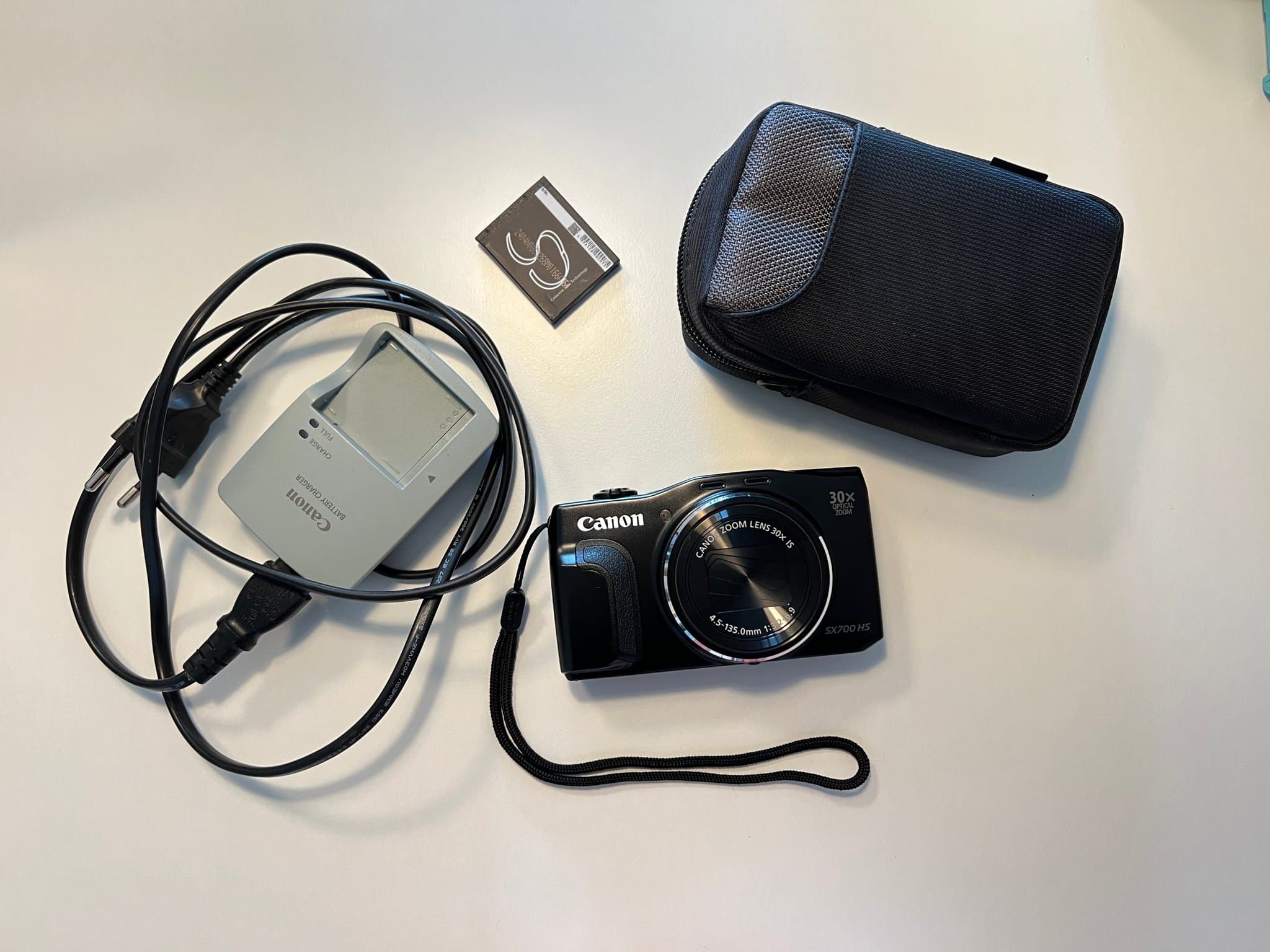 Canon PowerShot SX700 HS