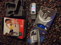 Nokia 7650 med originalkartong och laddare. Bra skick