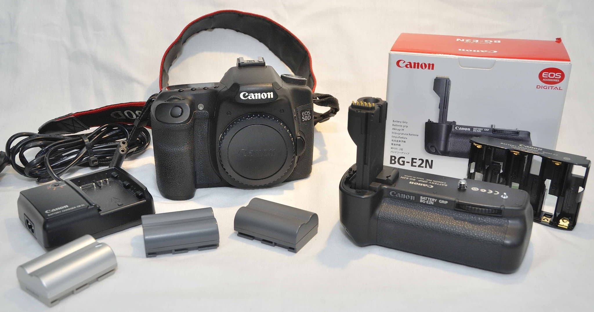 Canon EOS 50D Digitalkamera med Batterigrepp BG-E2N