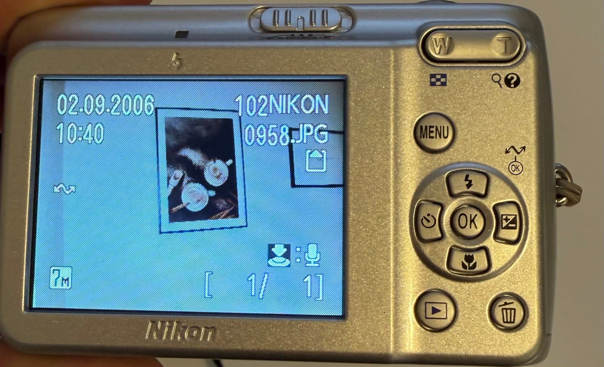 Vintage Nikon Coolpix L5 7,2 MP kamera 5x zoom / Fullt Fungerande