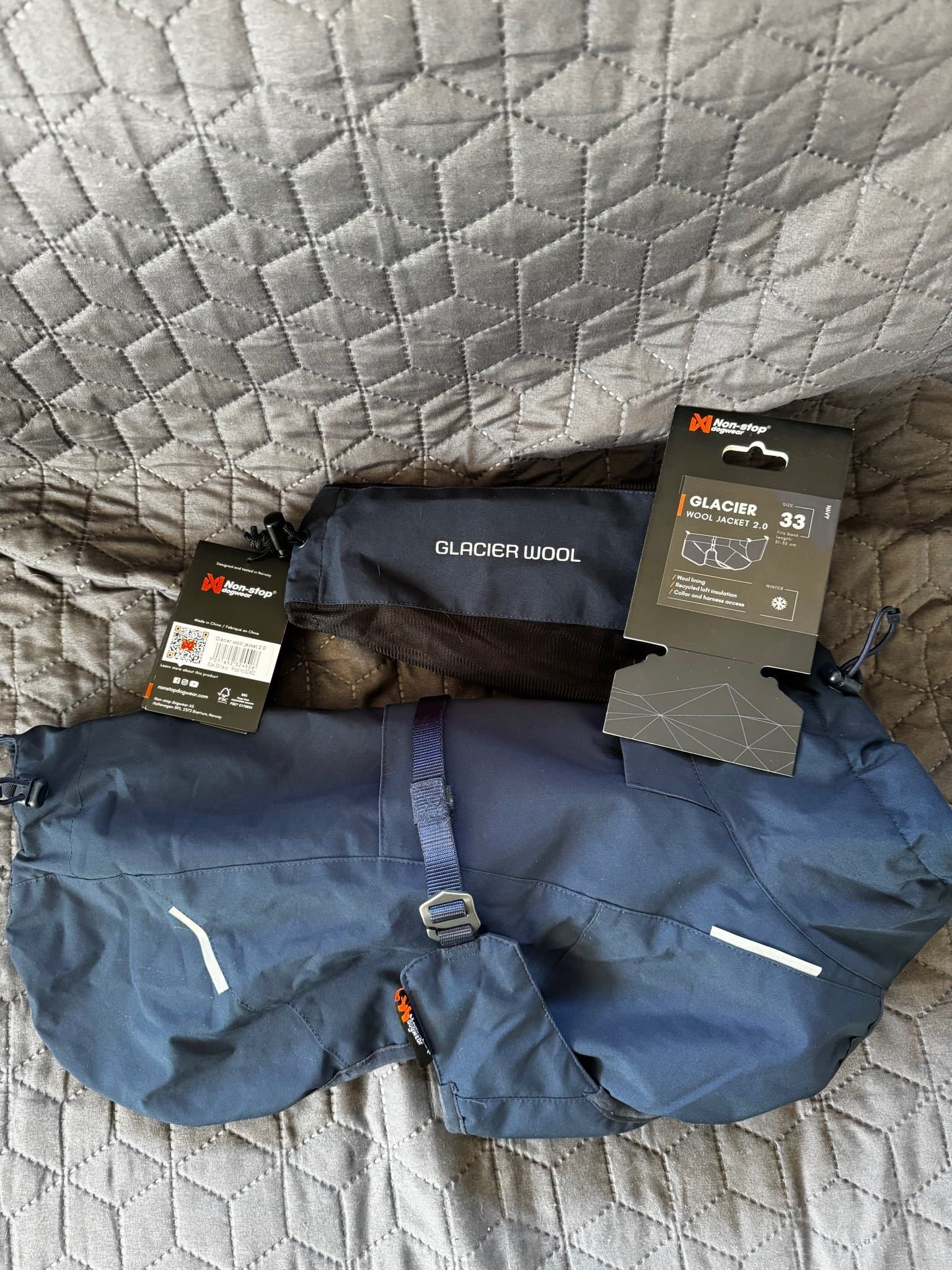 Non-stop dogwear mörkblå hundtäcke, storlek 33