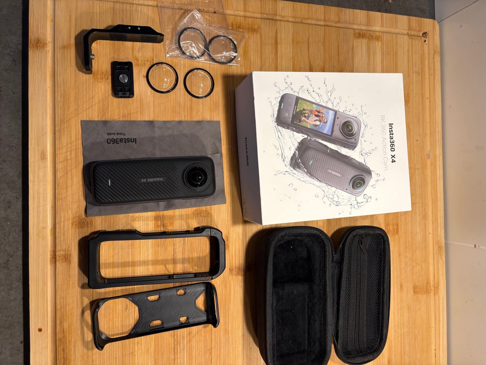 Insta360 X4