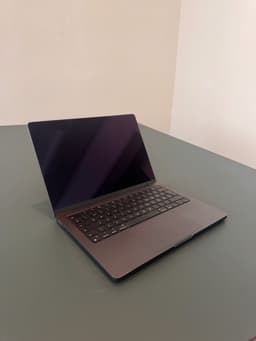Apple MacBook Pro laptop 14 tum M3 Pro 18 GB RAM