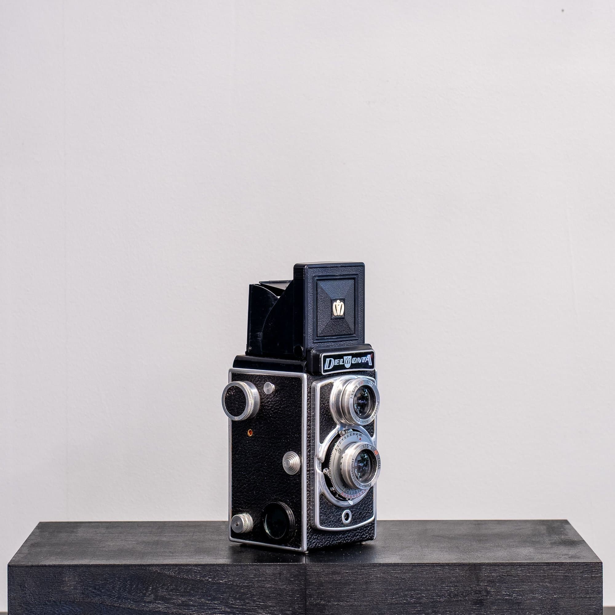 Vintage Delmonta TLR – Klassisk 6x6-kamera med Pluscanar-optik
