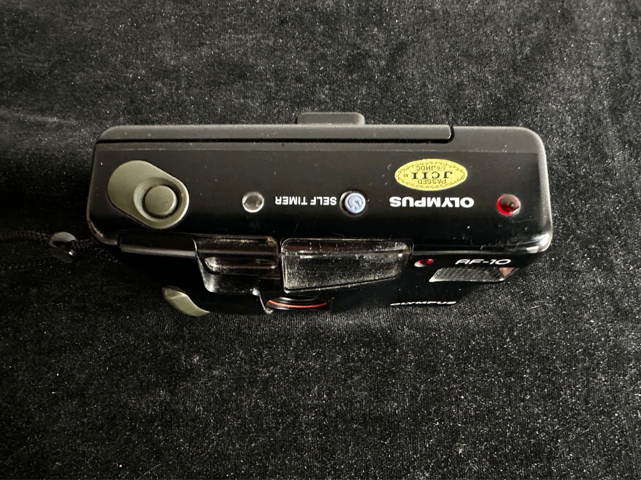 OLYMPUS AF-10 COMPACT CAMERA WORKING
