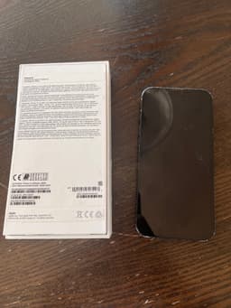 iPhone 13 128GB – från dödsbo – fungerar