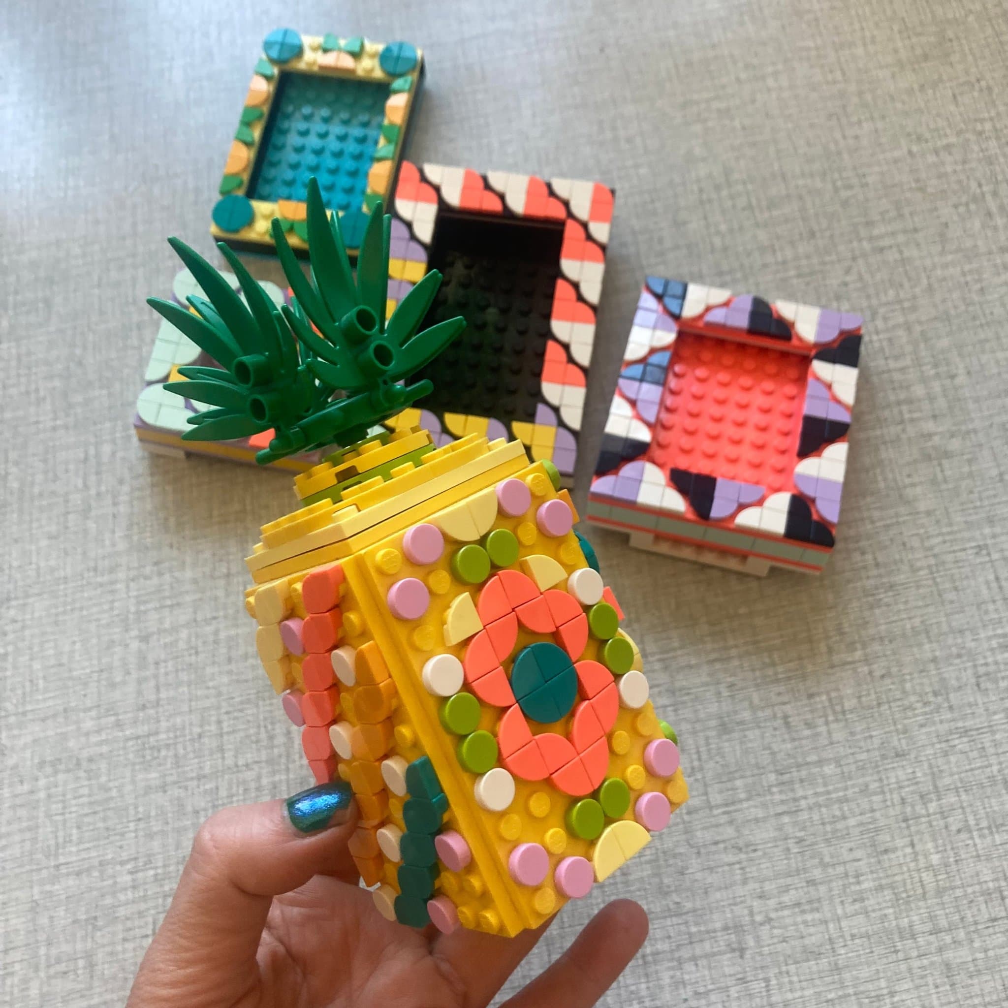 LEGO DOTS Ananas Pennställ mini förvaringsbox & 4st Fotoramar
