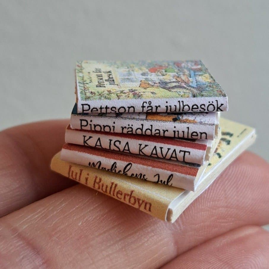 1:12 Miniatyr Dockhus Jul Barnböcker