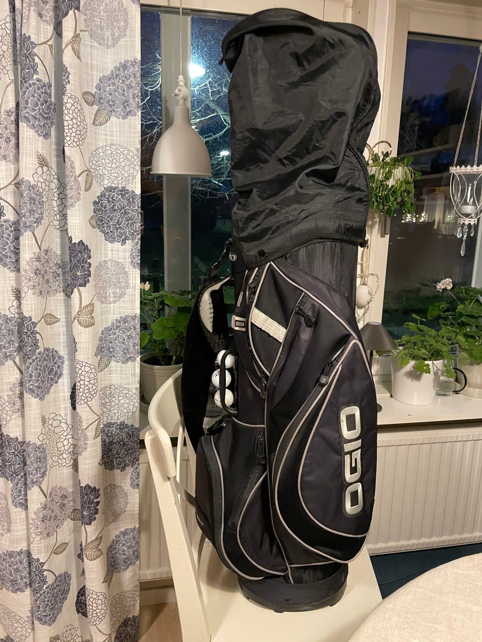 OGIO Golfbag Cartbag 15 club dividers.