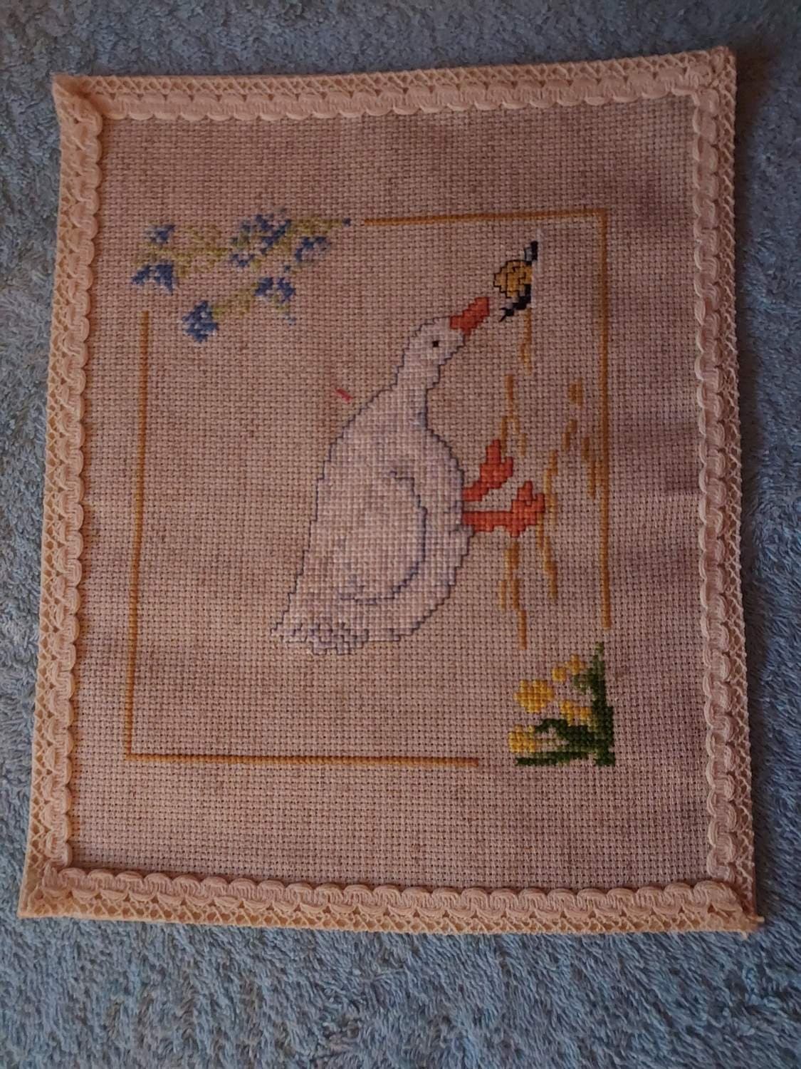 Tavla Stramalj Mårten Gås och Lilla Snigel Höjd 21 cm Bredd 25,5 cm