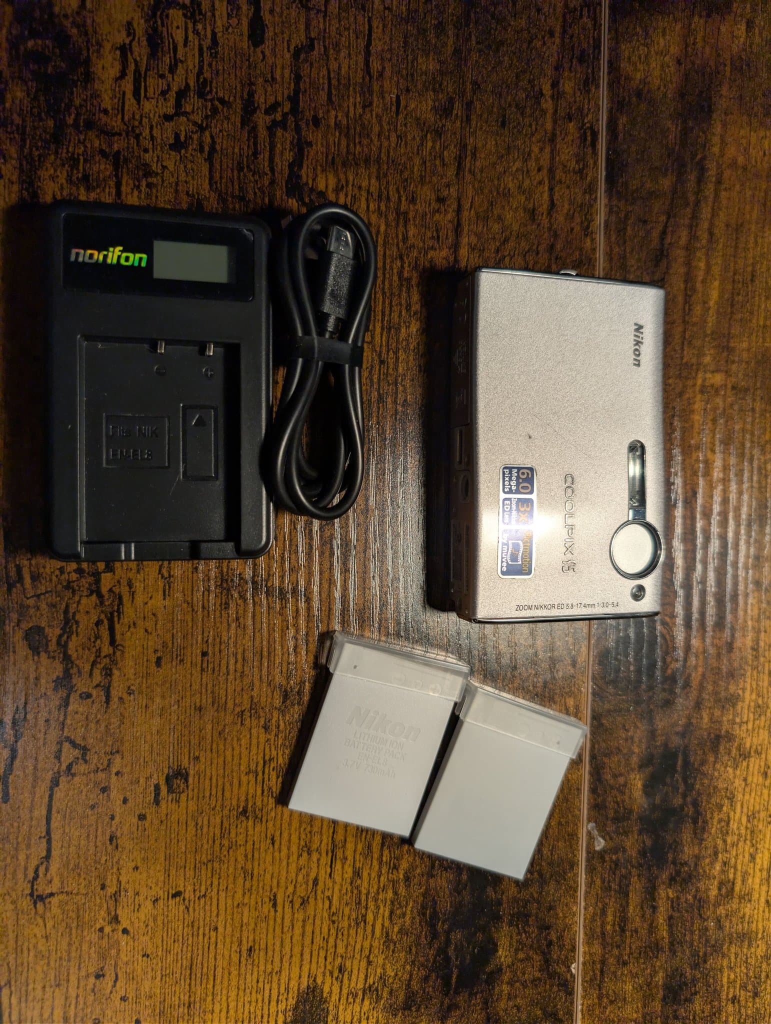 Nikon S5 CCD digicam