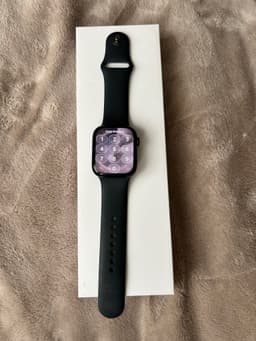 Apple Watch Series 9 GPS 45mm Midnatt Aluminium Svart Sportband
