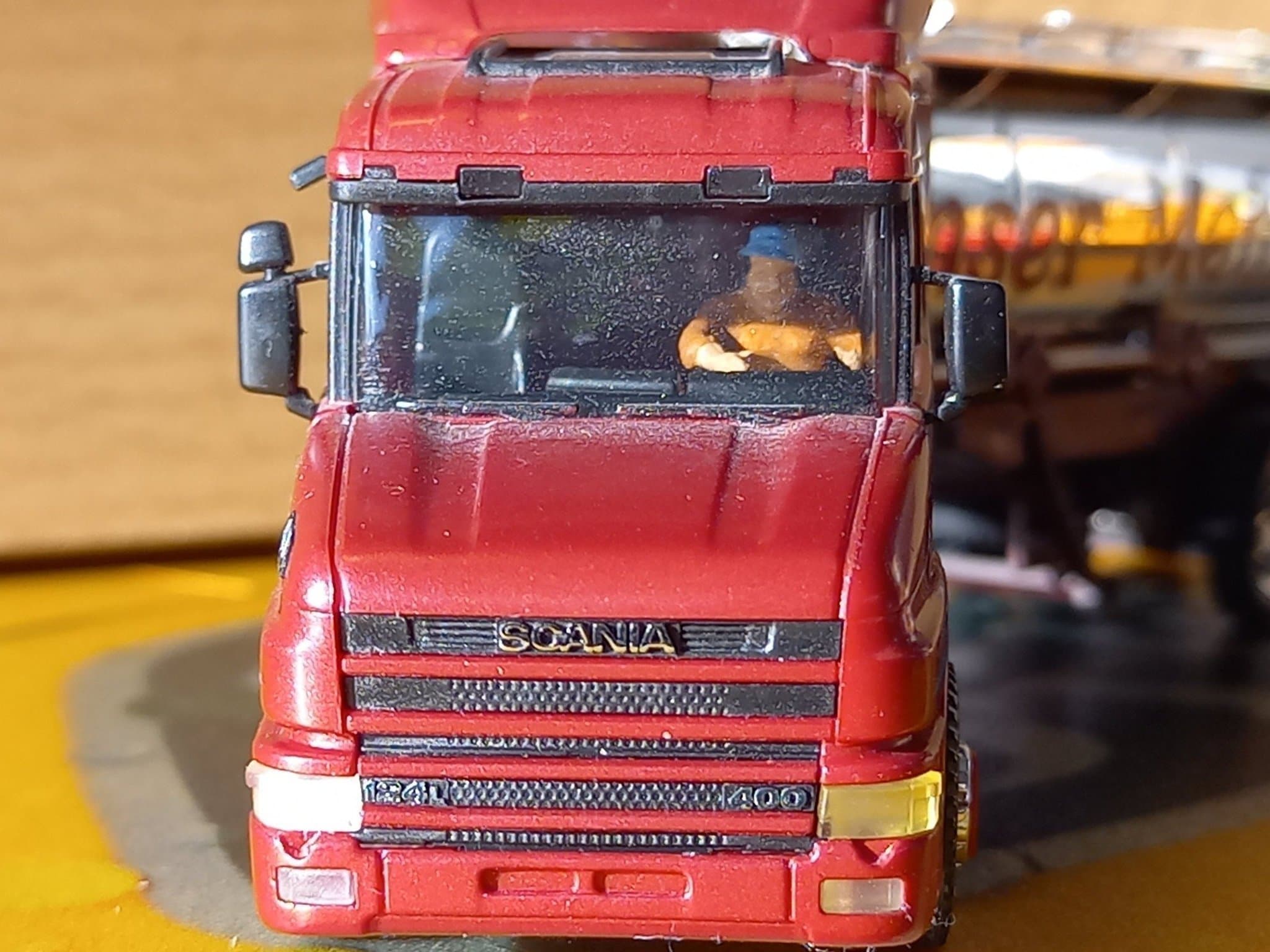 Scania 124L 400 / Unser Mehl kommt