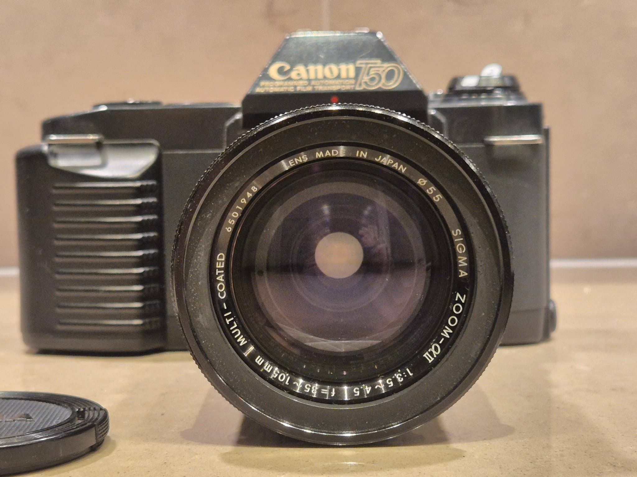 Canon T50 med Sigma zoomobjektiv