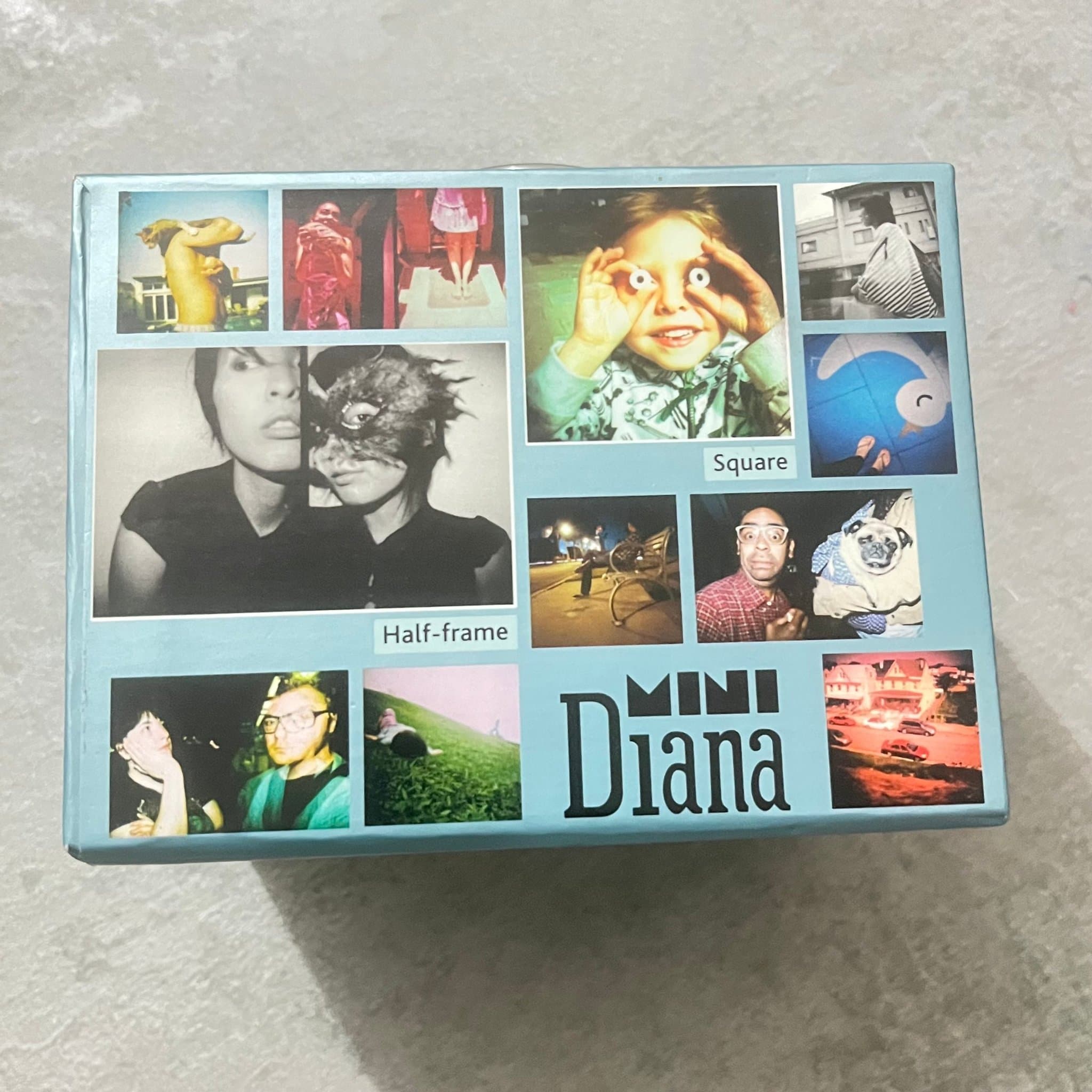 Mini Diana Halvbild och fyrkantig 35 mm Lomography-kamera