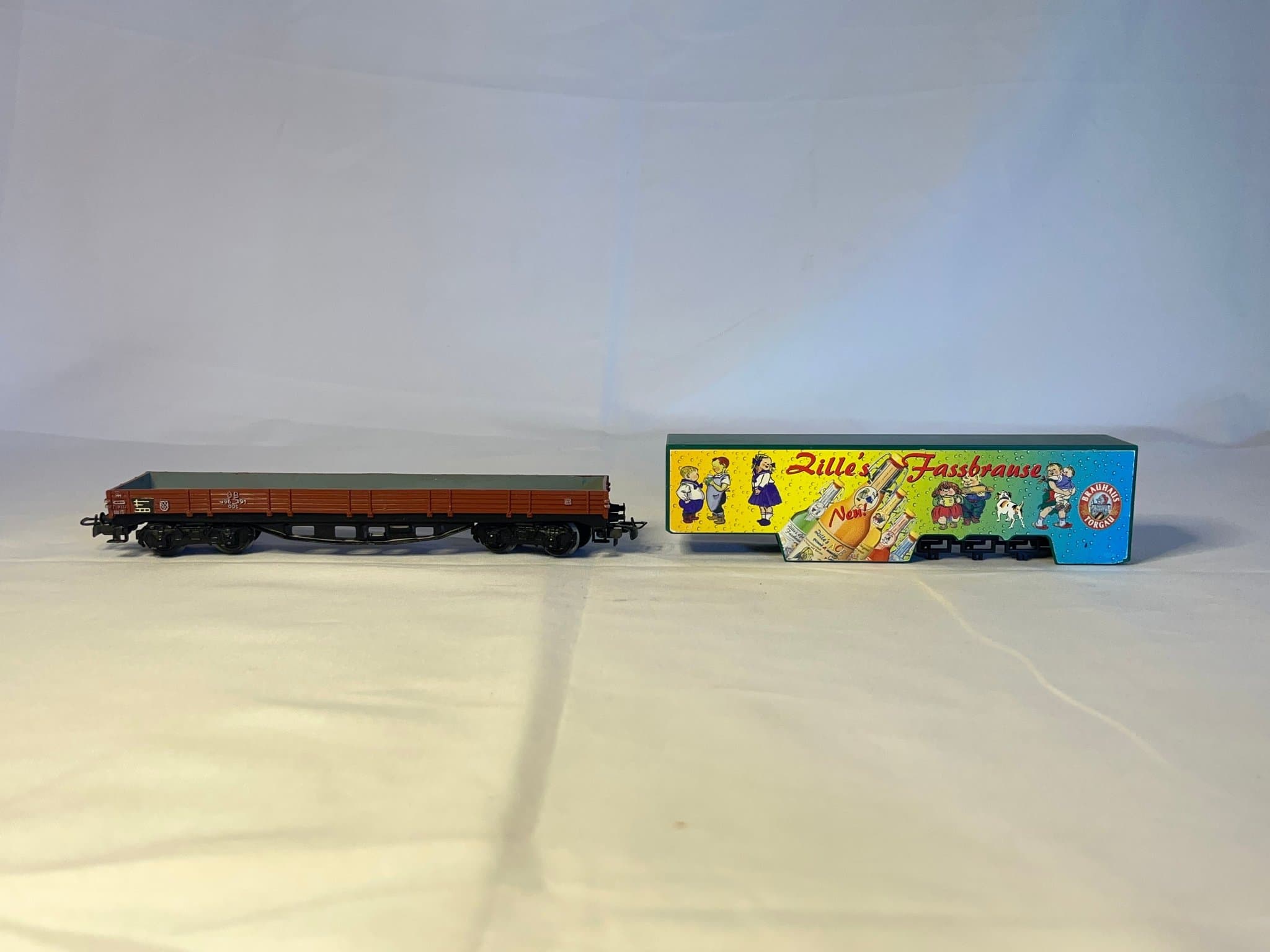 Märklin Lång Boogie Flakvagn lastad med Trailerlastbilssläp