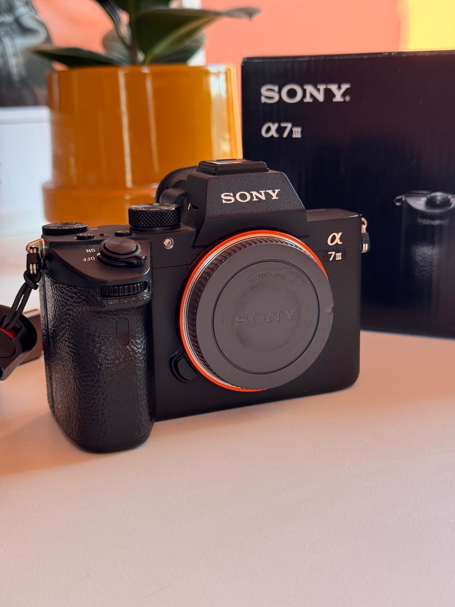 Sony A7 III i mycket bra skick + originalkartong + kvitto