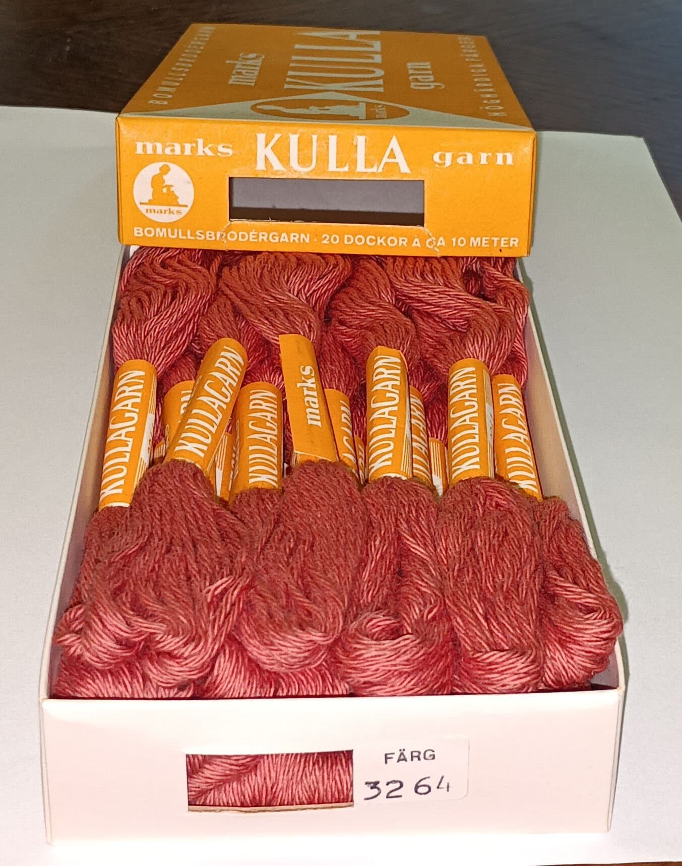KULLA-GARN, nr. 3264 / 20 st dockor / NYA / OANVÄNDA!
