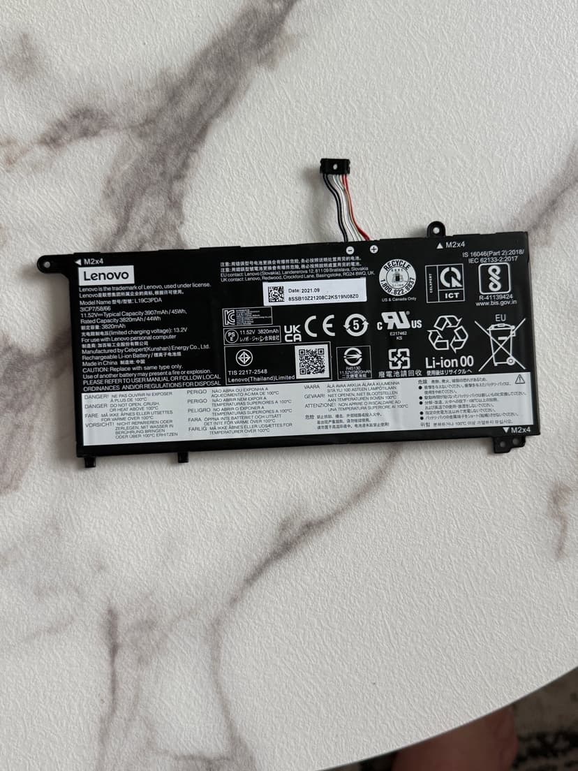 Lenovo ThinkBook 14s Yoga