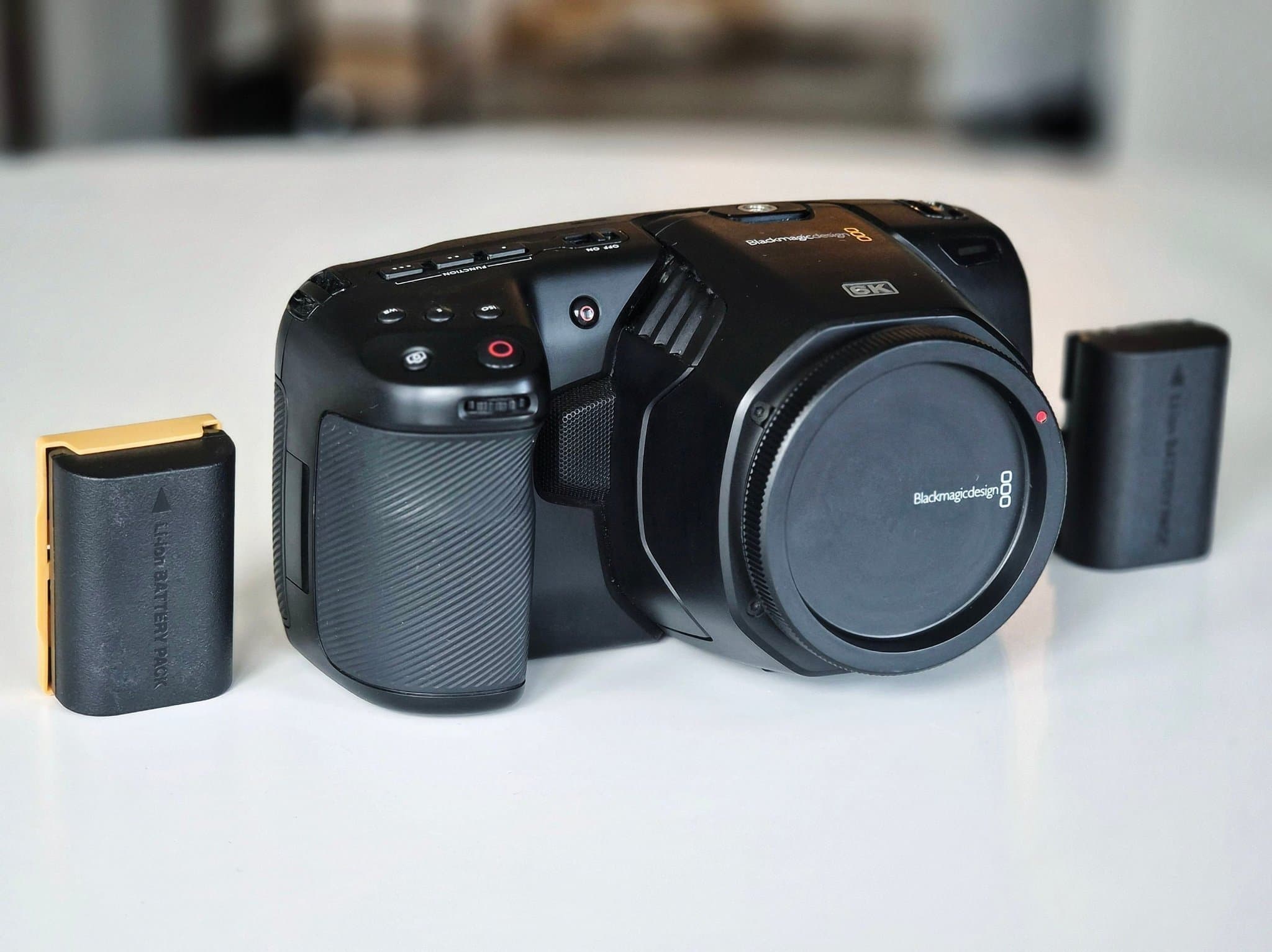 BlackMagic Pocket Cinema Camera 6K inkl. Smallrig Cage