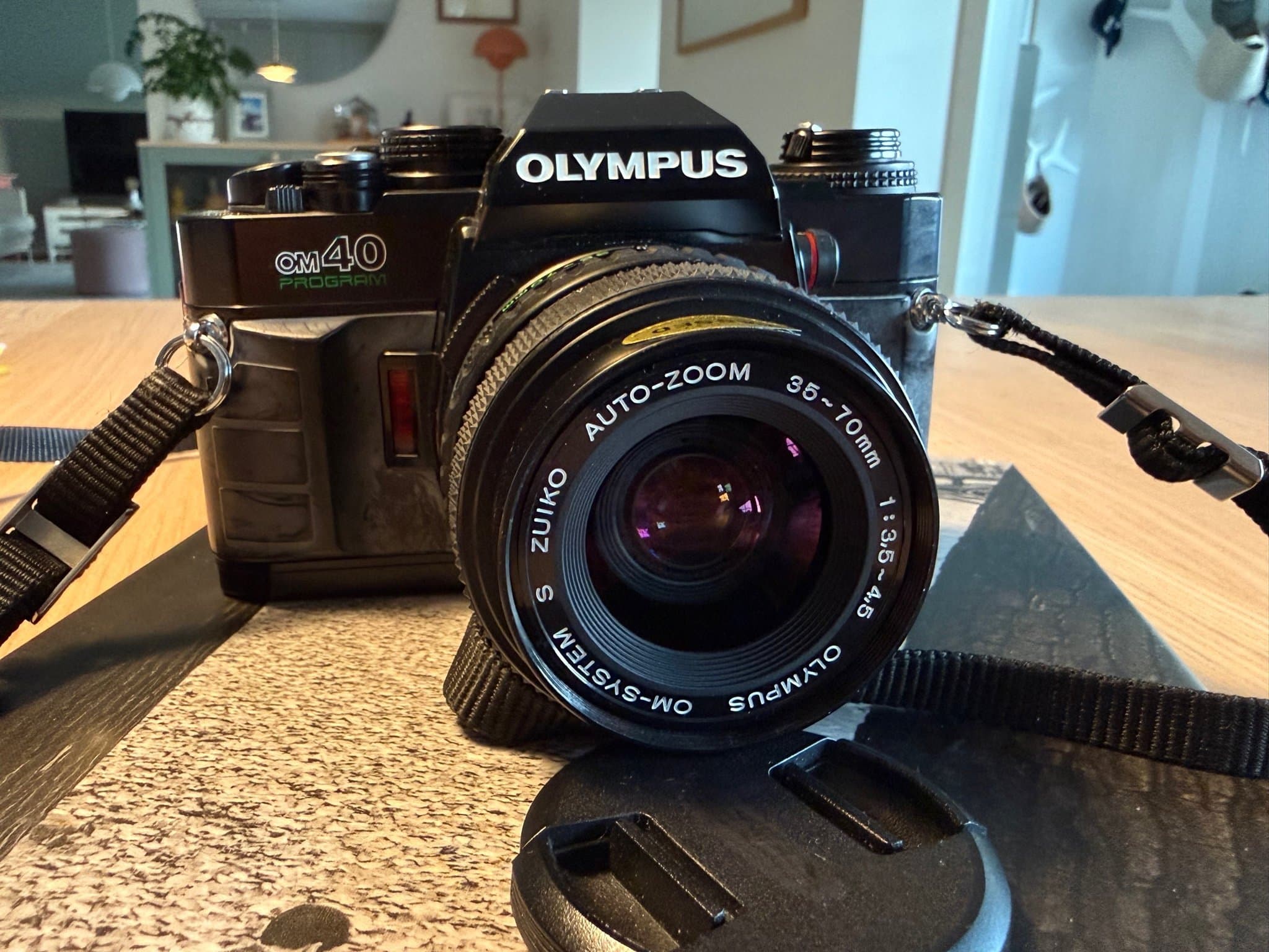 Olympus OM40 program with 35-70mm lens