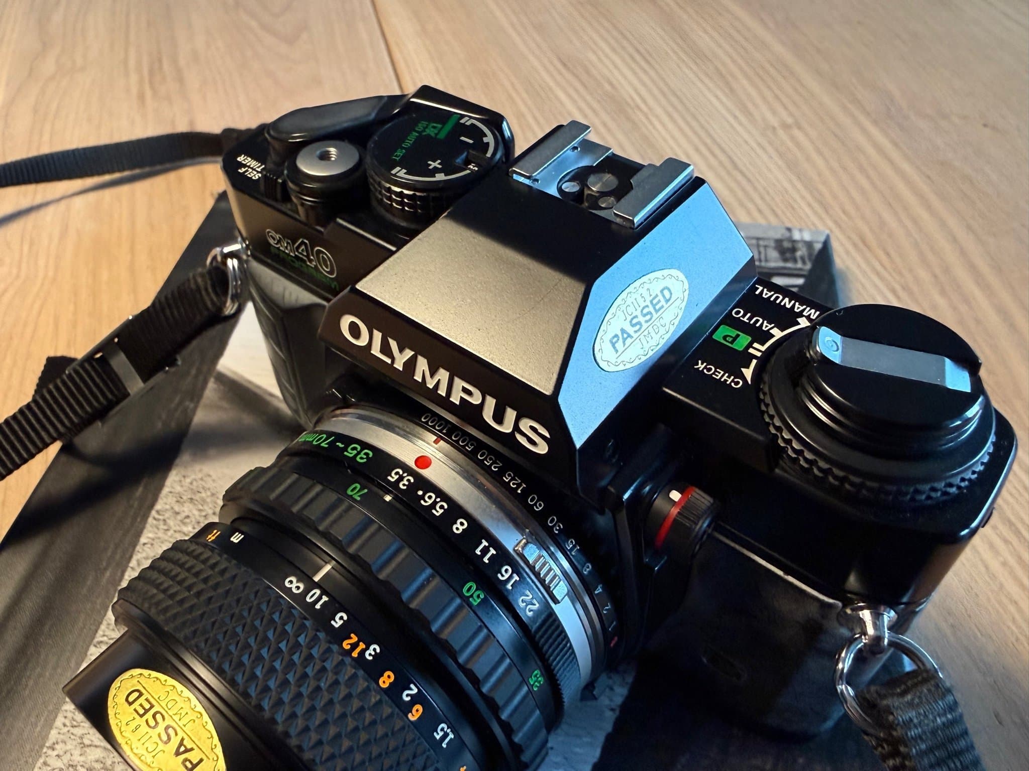 Olympus OM40 program with 35-70mm lens
