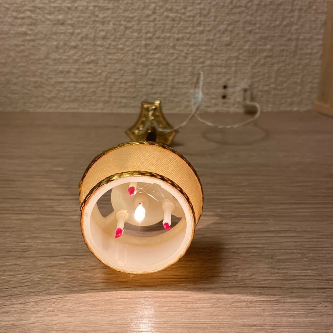 Fungerande golvlampa till Lundby dockskåp, vintage, nostalgi, retro