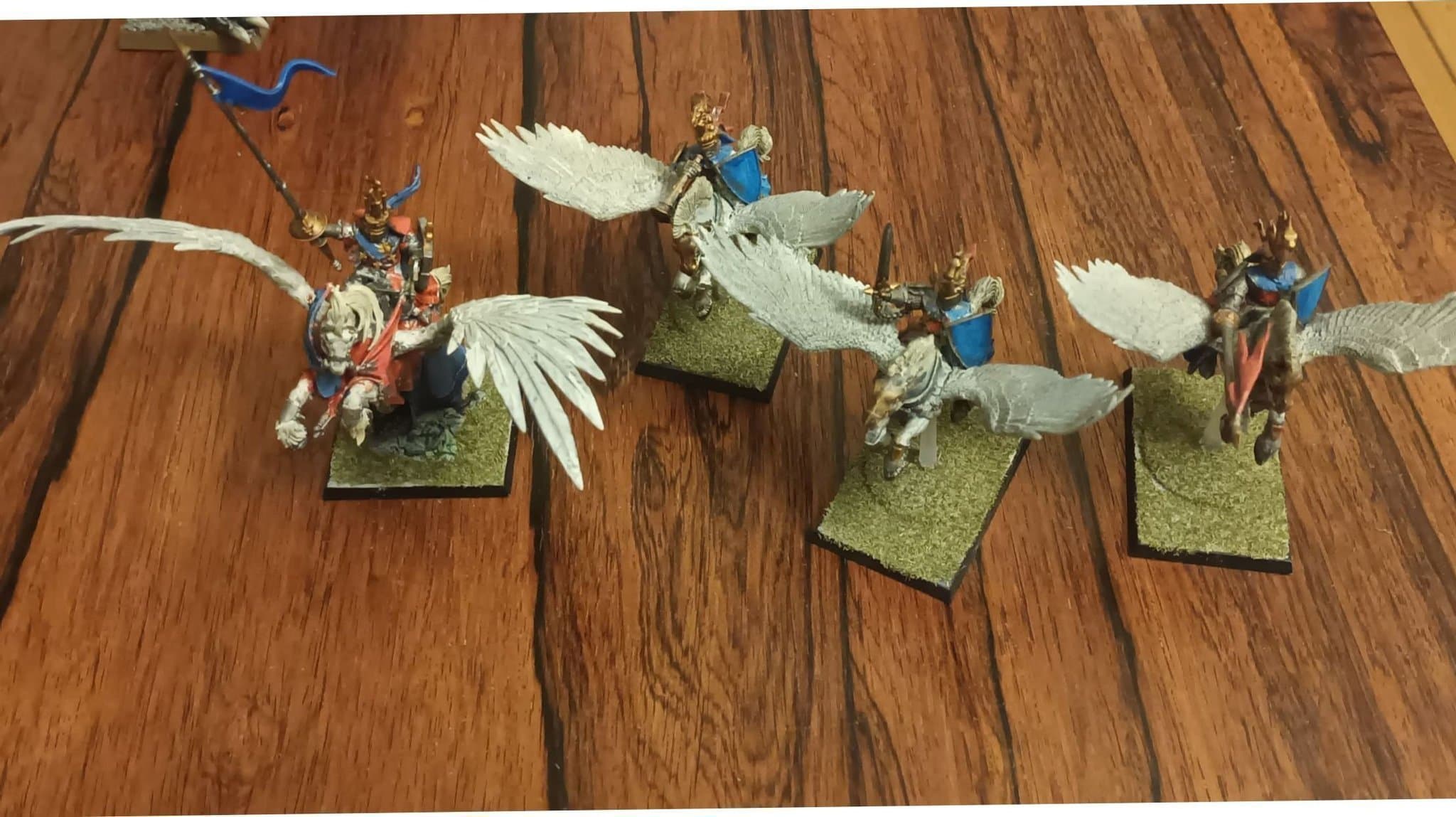 Warhammer Old World Fantasy Bretonnia Lord on pegasus och Pegasus Knights