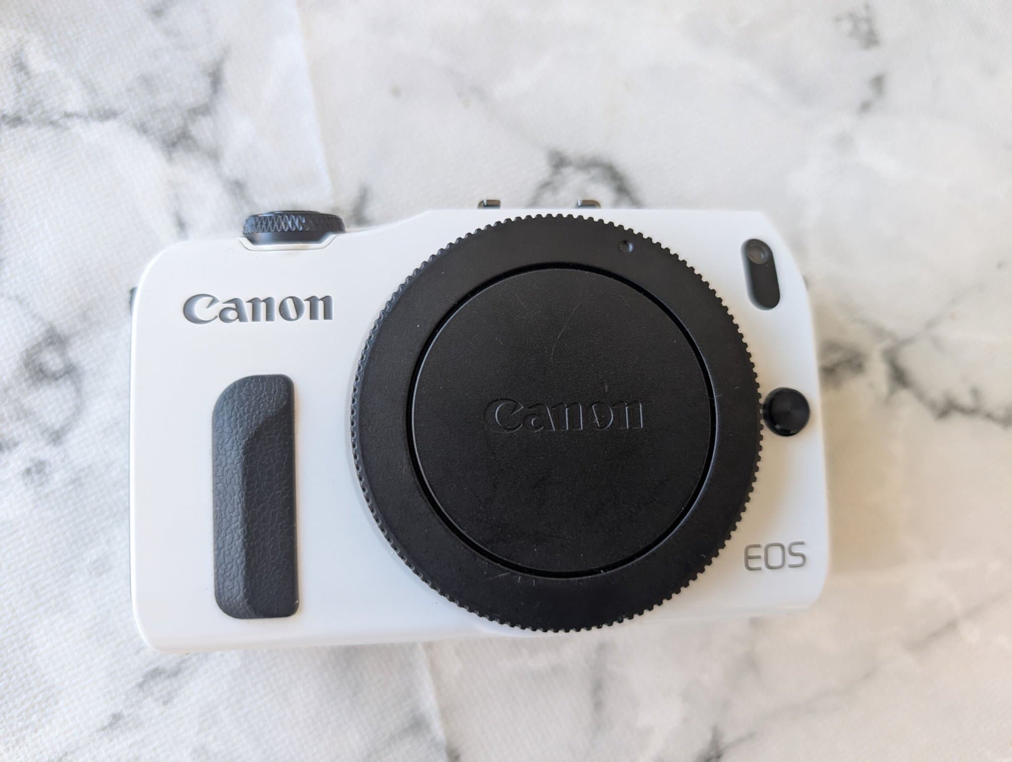 Canon EOS M