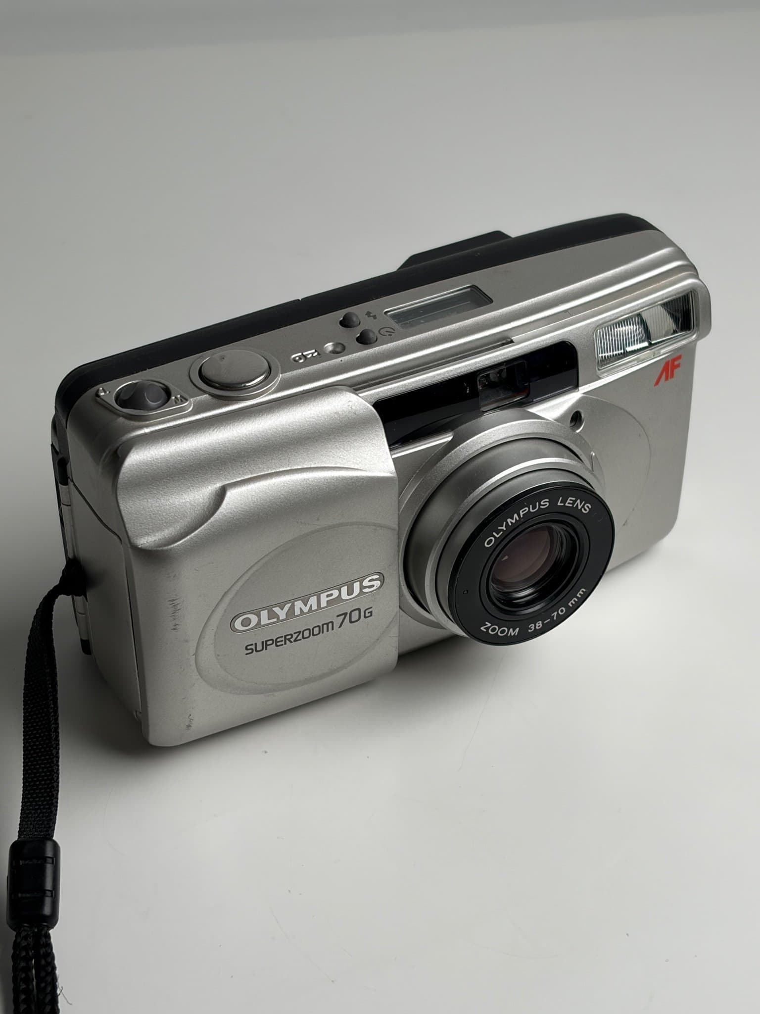 Olympus Superzoom 70G analog kamera