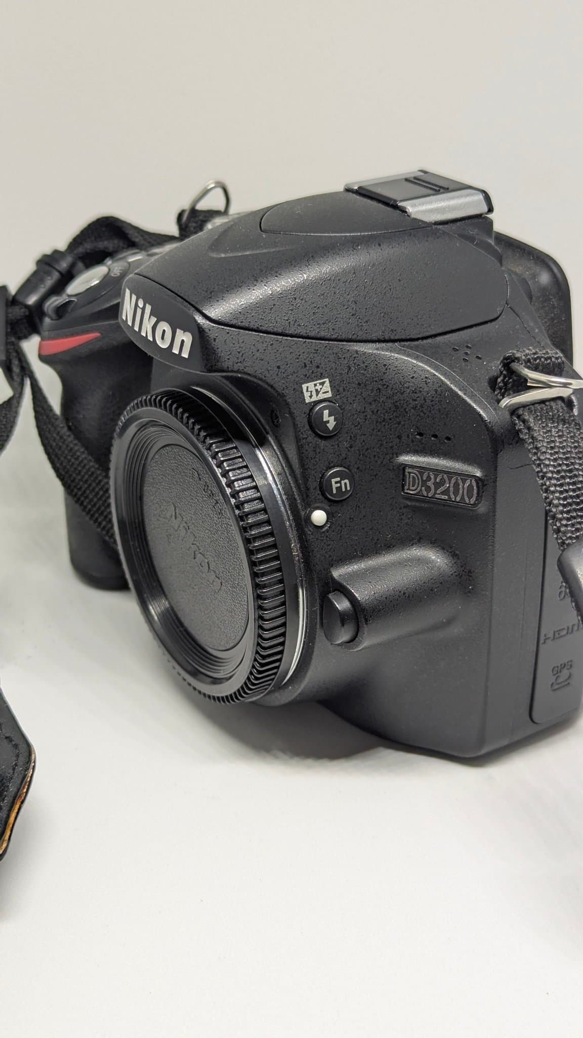 Nikon D3200 systemkamera