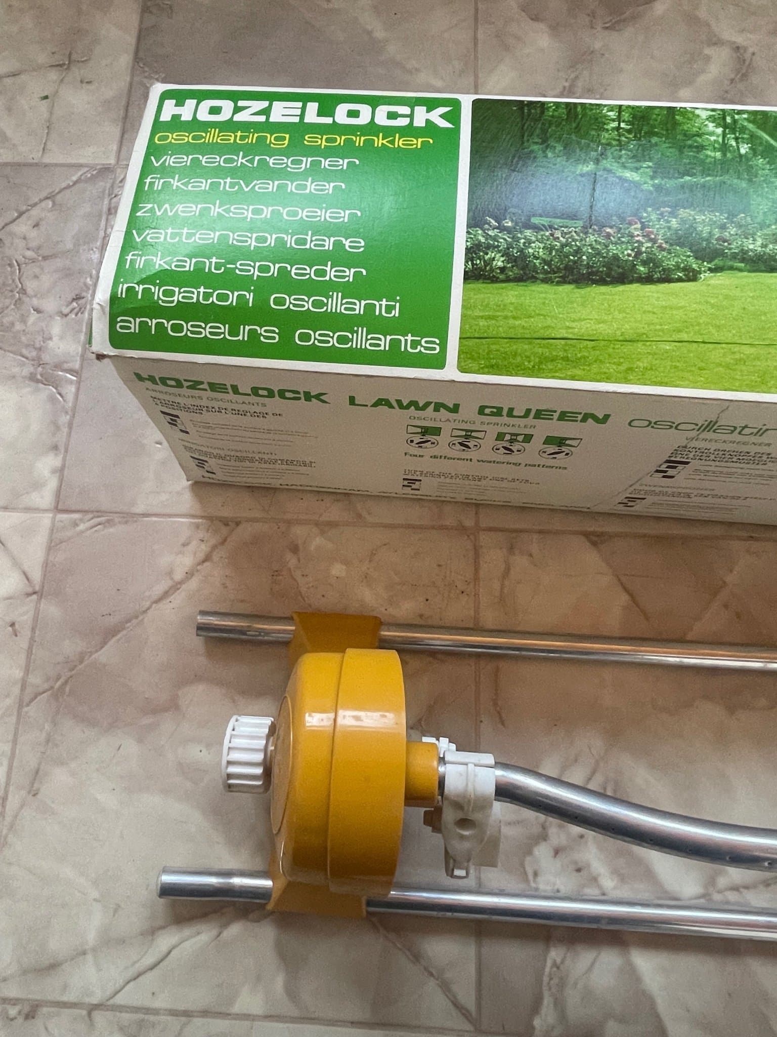 Hozelock Lawn Queen Oscillating Sprinkler/Vattenspridare