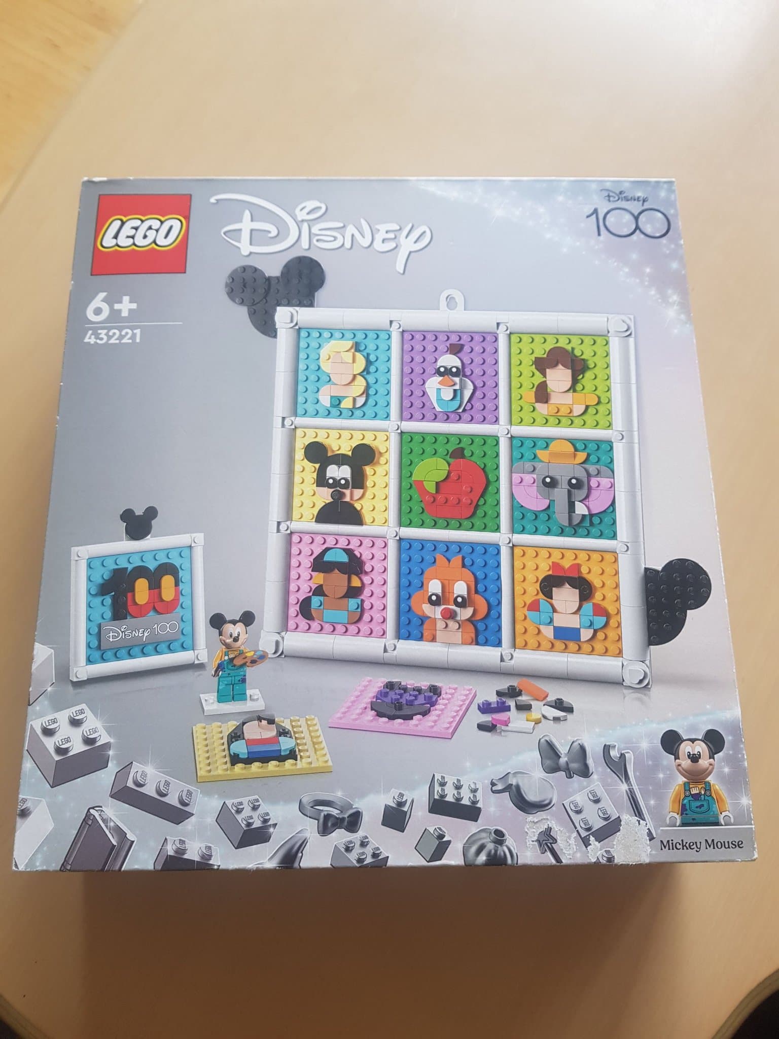 Oöppnat, LEGO 43221, 100 Years of Disney Animation Icons Oöppnad