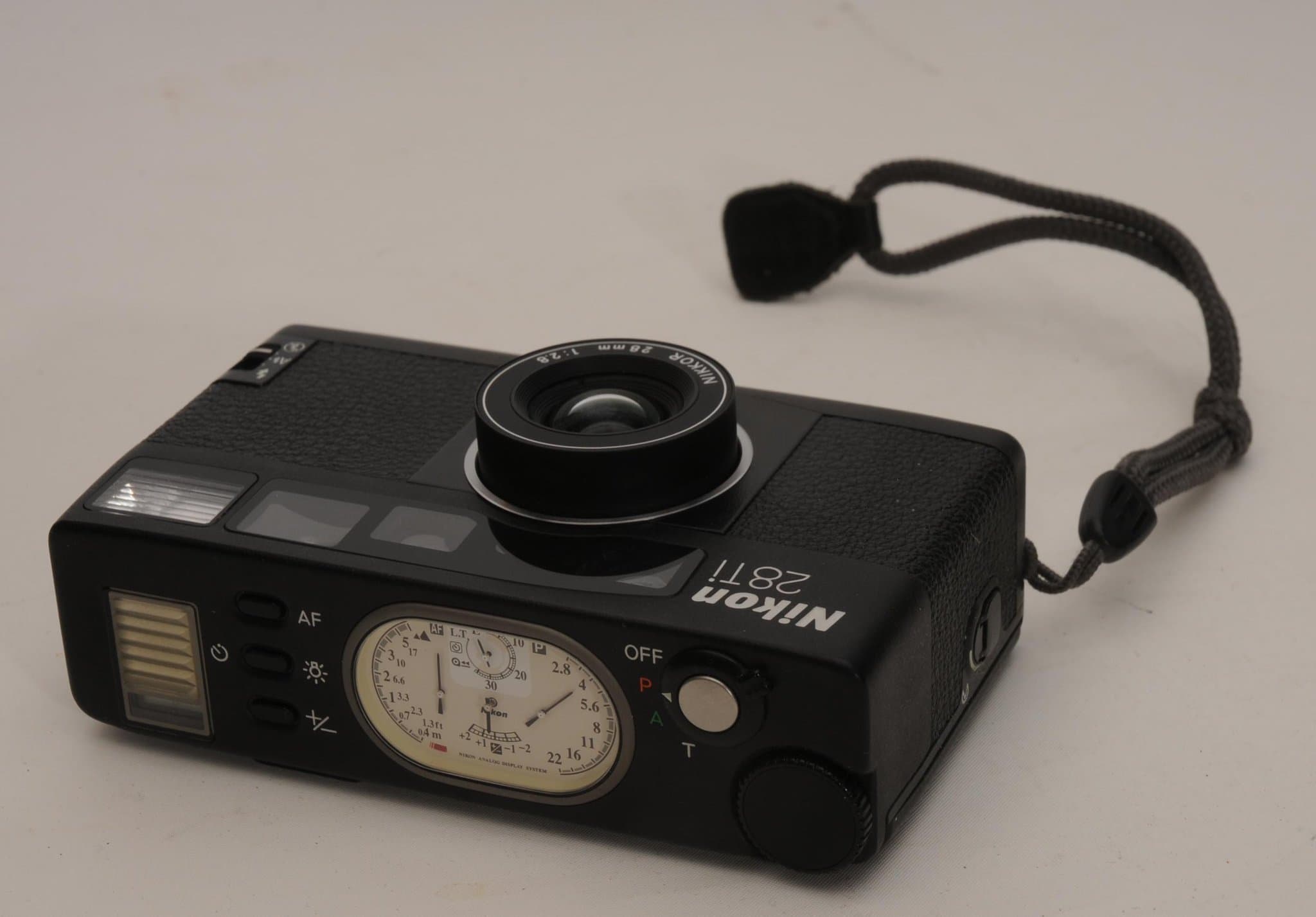 Nikon 28Ti