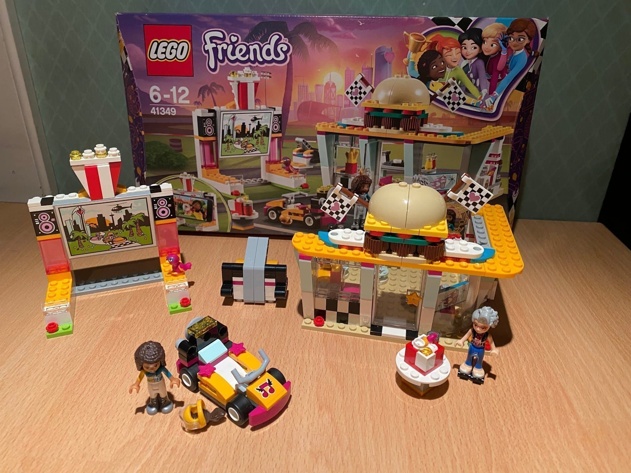 LEGO Friends 41349 Restaurang