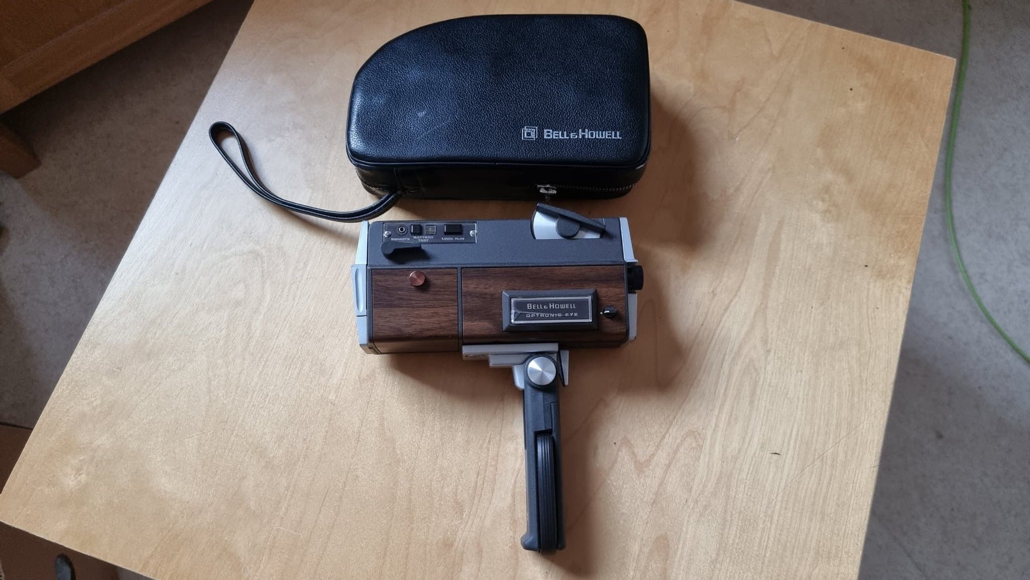 Bell & Howell 441 Autoload - Focus Matic Kamera Med Original Fodral